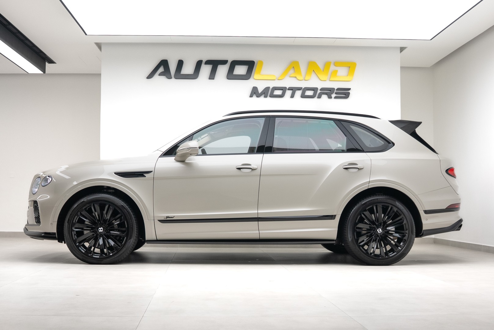 2022 BENTLEY BENTAYGA SPEED W12 GCC WITH WARRANTY AND SERVICES